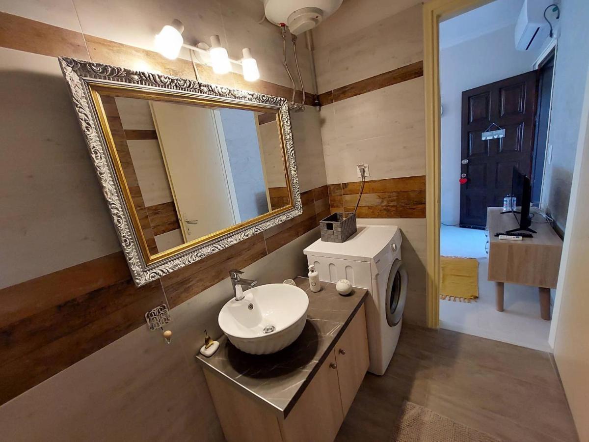 פראמה Anatoli Apartment מראה חיצוני תמונה